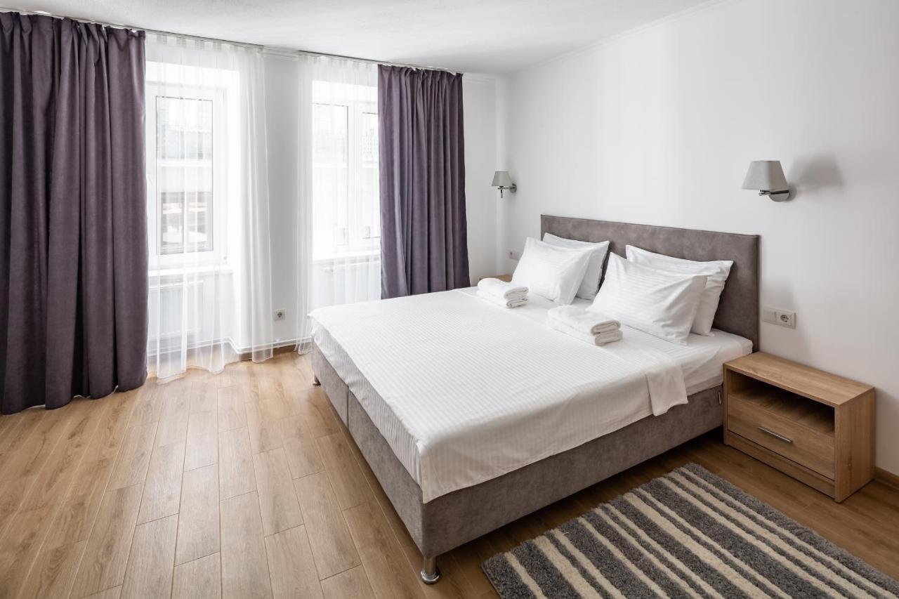 Alfa Apartments Staroevrejska 18 Lviv Kültér fotó
