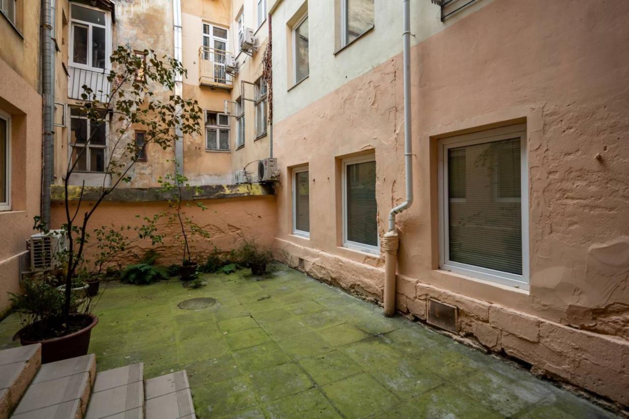 Alfa Apartments Staroevrejska 18 Lviv Kültér fotó